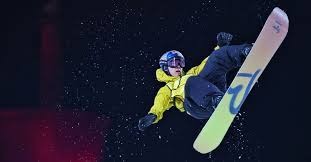 球星突破防线制造绝佳机会